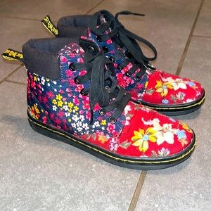 Dr. Martens Women's Floral Maelly Canvas Padded Collar Boot
